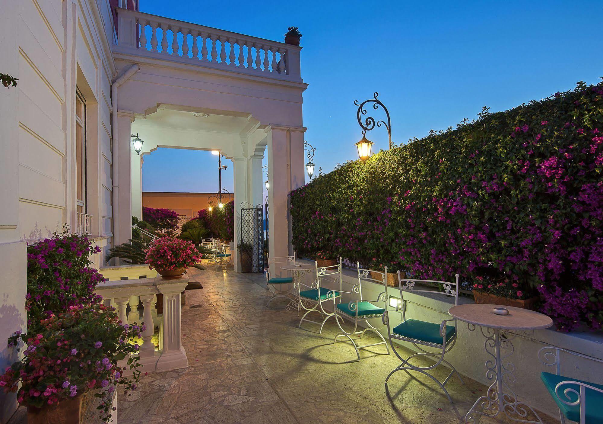 Hotel Villa Garden Sant'Agnello Dış mekan fotoğraf