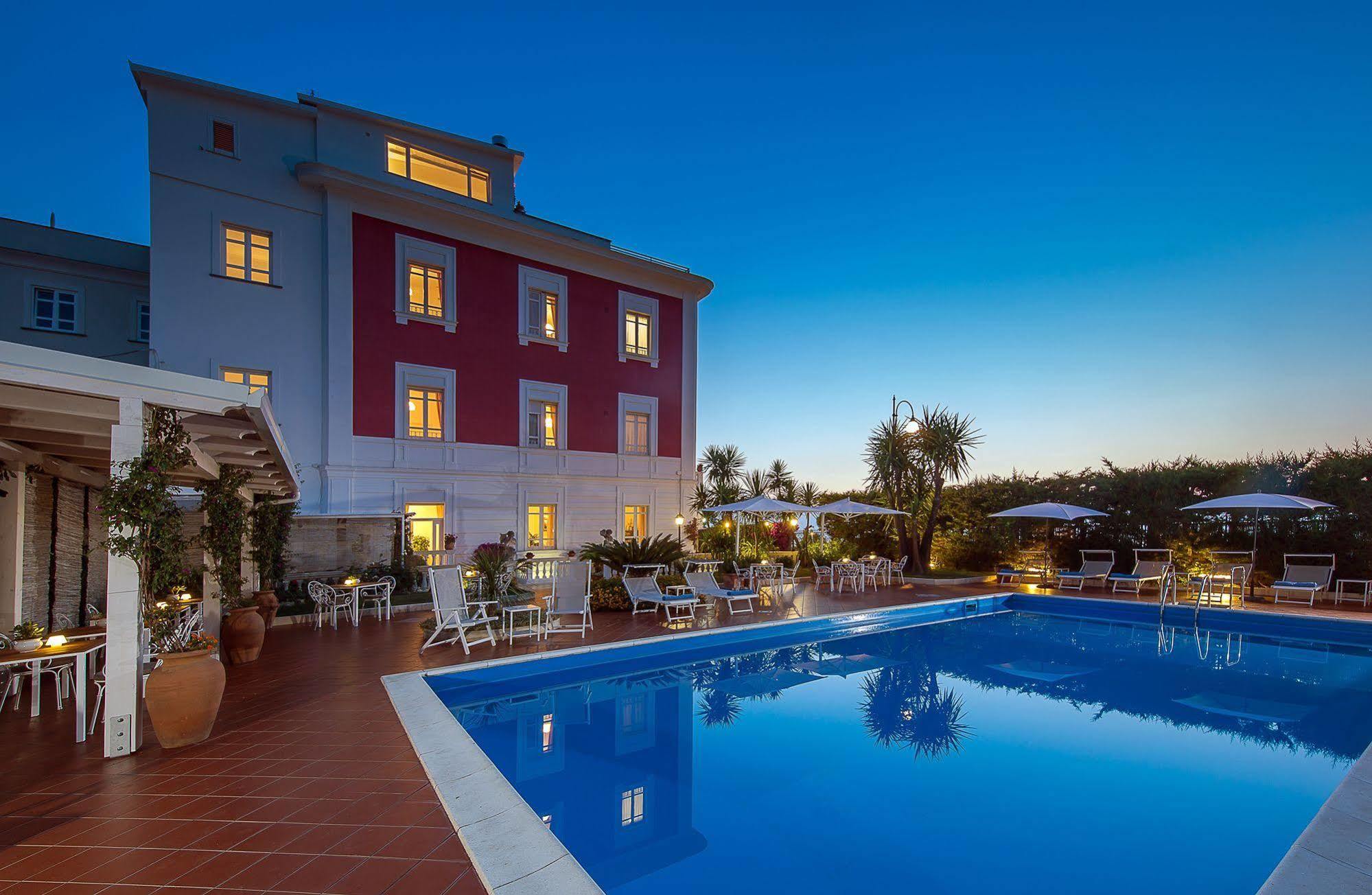 Hotel Villa Garden Sant'Agnello Dış mekan fotoğraf